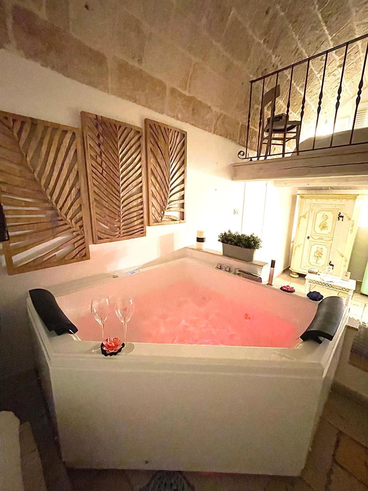 B&B Casa Fiore โปลีญาโนอามาเร ภายนอก รูปภาพ
